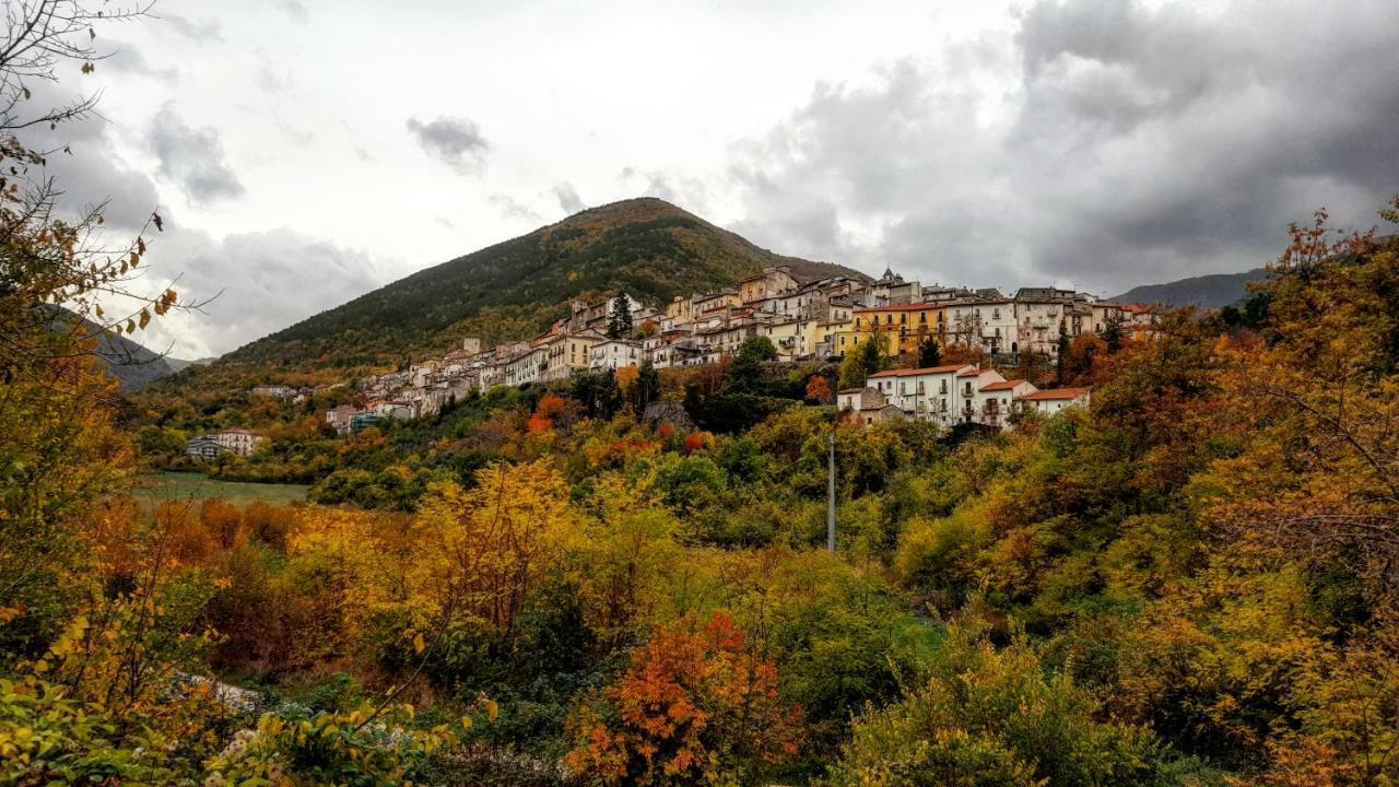 Casa Ai Piedi Della Riserva Naturale Петторано-суль-Джицио Экстерьер фото